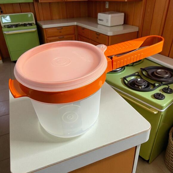 Vintage Tupperware Flour Sifter 1689 with Container 1493 & Lid 215 Orange - Picture 1 of 13